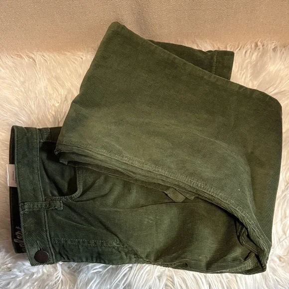 Wrangler Forest Green Women's Flare Jeans - Picture 7 of 7